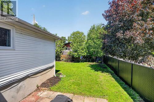 1865 Arizona Avenue, Ottawa, ON 