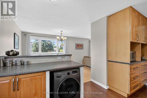 1865 Arizona Avenue, Ottawa, ON 