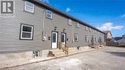 55 WINNIETT Street Brantford, ON N3T 1M6
