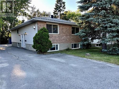 1371 Falconbridge Road  Greater Sudbury, ON P3A 4N6