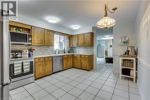 4542 Avenue Road, London, ON 