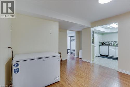 4542 Avenue Road, London, ON - Indoor Photo Showing Other Room