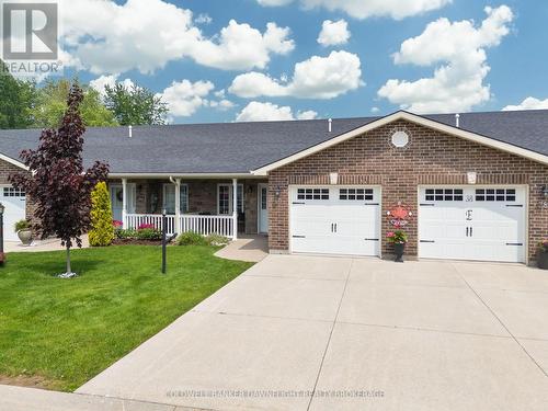 40 Devon Drive, South Huron (Exeter), ON - Outdoor With Deck Patio Veranda With Facade