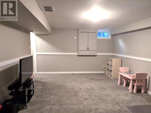 49 - 110 Deveron Crescent, London South (South T), ON 