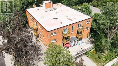98 WILLIAM STREET E  Stratford, ON N5A 4Y1