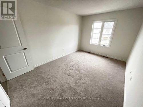 33 Macpherson Street, Whitby, ON 