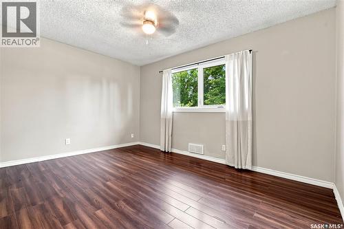 2118 Clarence Avenue S, Saskatoon, SK 