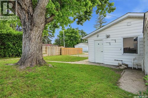 2118 Clarence Avenue S, Saskatoon, SK 