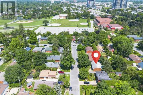 2296 Kay Street, Ottawa, ON 