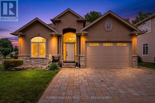 255 LAKESHORE ROAD  St. Catharines (Lakeshore), ON L2M 1R9