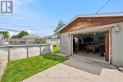 Garage - 
