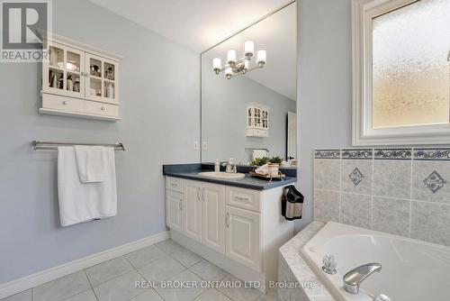 35 Dubrick Crescent, Kitchener, ON 