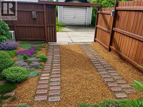 26 Campbell Avenue, Hamilton, ON 