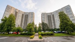 1610-160 Alton Towers Circle  Toronto, ON M1V 4X8