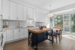 518-29 Queens Quay E Toronto, ON M5E 0A4
