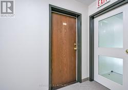 Please come in and look around - 