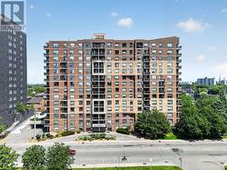 601 - 215 PARKDALE AVENUE  Ottawa, ON K1Y 4T8