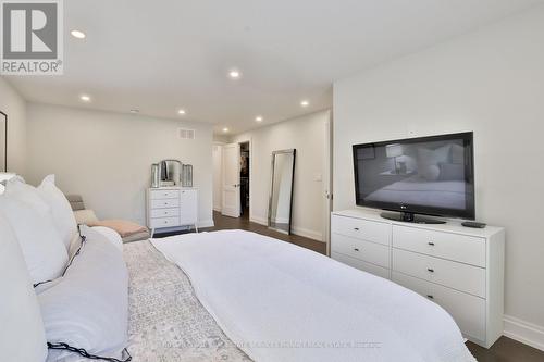6 Iroquois Avenue, Mississauga, ON 