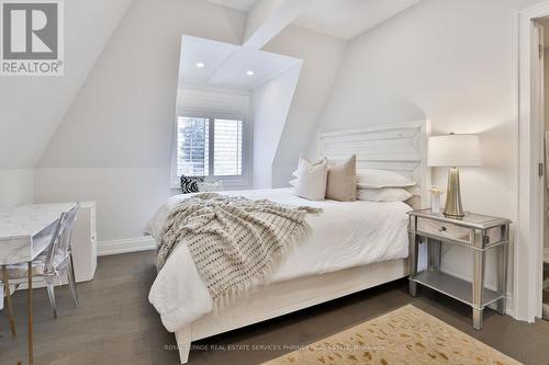 6 Iroquois Avenue, Mississauga, ON 