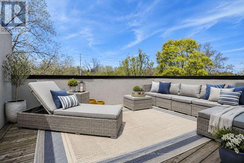 6 Iroquois Avenue, Mississauga, ON 