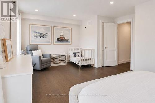 6 Iroquois Avenue, Mississauga, ON - Indoor Photo Showing Bedroom