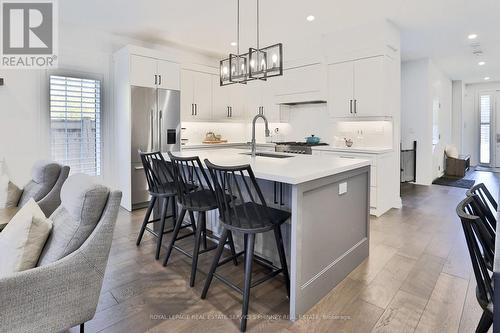 6 Iroquois Avenue, Mississauga, ON 