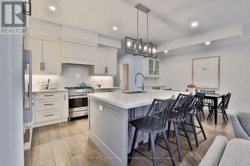 6 Iroquois Avenue, Mississauga, ON 