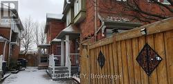 81 SHADY PINE CIRCLE Brampton, ON L6R 1K3