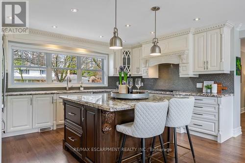 996 Cresthampton Lane, Mississauga, ON 