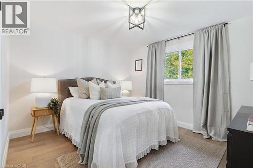 1414 Dewbourne Crescent, Burlington, ON 