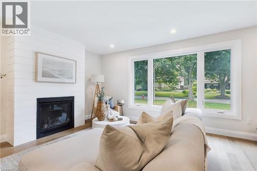 1414 Dewbourne Crescent, Burlington, ON 