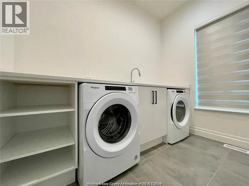 596 Lily Mac, Windsor, ON 