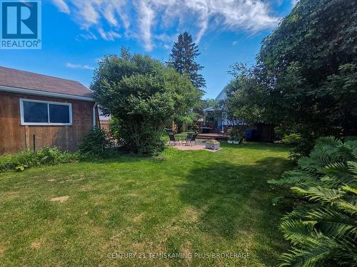 75 Fifth Avenue, Englehart, ON 