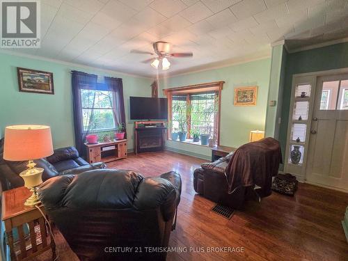 75 Fifth Avenue, Englehart, ON 