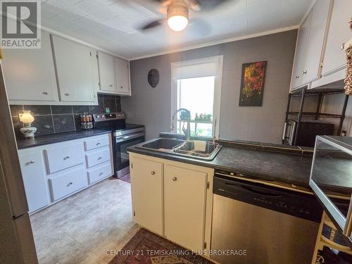 75 Fifth Avenue, Englehart, ON 