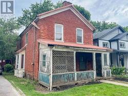 35 LAKE STREET St. Catharines (Downtown), ON L2R 5W9