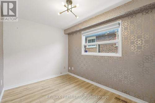 Ground & Lower - 21 Avon Crescent, Vaughan, ON - Indoor Photo Showing Other Room
