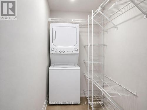 Ground & Lower - 21 Avon Crescent, Vaughan, ON - Indoor Photo Showing Laundry Room
