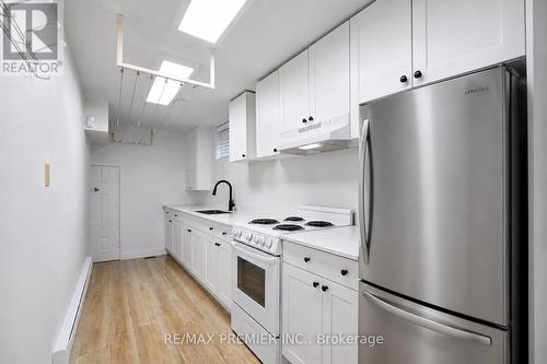 Ground & Lower - 21 Avon Crescent, Vaughan, ON - Indoor Photo Showing Kitchen