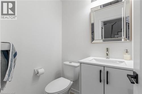 Bathroom with vanity and toilet - 1118 Avondale Drive, Oakville, ON 