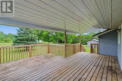 Covered deck keeps you dry while bbqing - 