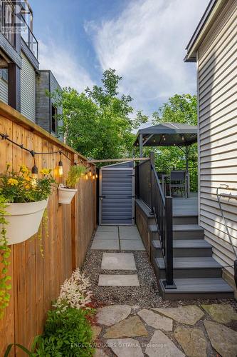 68 Upper Lorne Place, Ottawa, ON 
