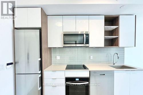616 - 543 RICHMOND STREET W  Toronto, ON M5V 0W9