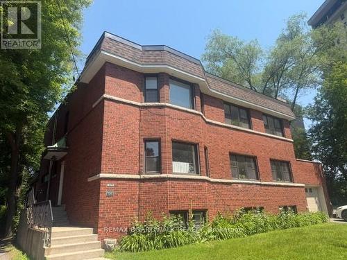 2 - 379 STEWART STREET , Ottawa, Ontario K1N 6K9 2