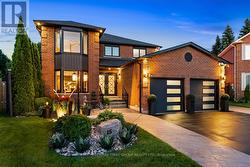 15 POLO PLACE Toronto, ON M1B 4T8