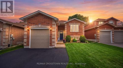 11 REVELSTOKE COURT  Barrie, ON L4N 8X7