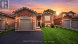 11 REVELSTOKE COURT Barrie, ON L4N 8X7