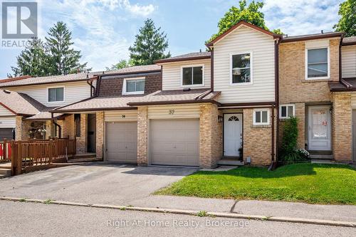 37 - 1330 TROWBRIDGE DRIVE  Oshawa (Centennial), ON L1G 7L1