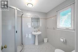 Pedestal Sink - 