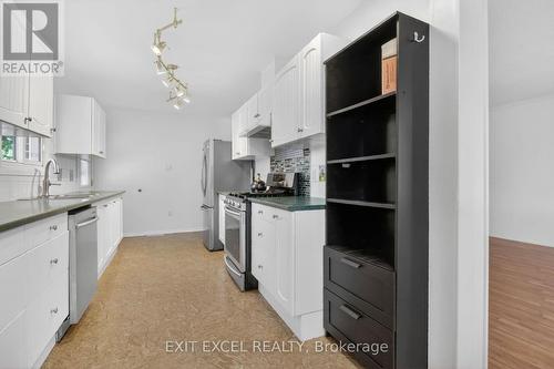 283 Mcelroy Drive, Ottawa, ON 
